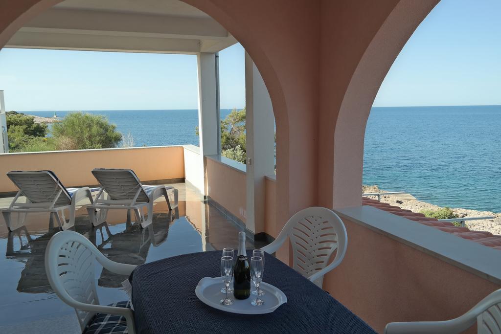 Direkt Am Meer-Apartments Puntaplanka Rogoznica  Pokój zdjęcie